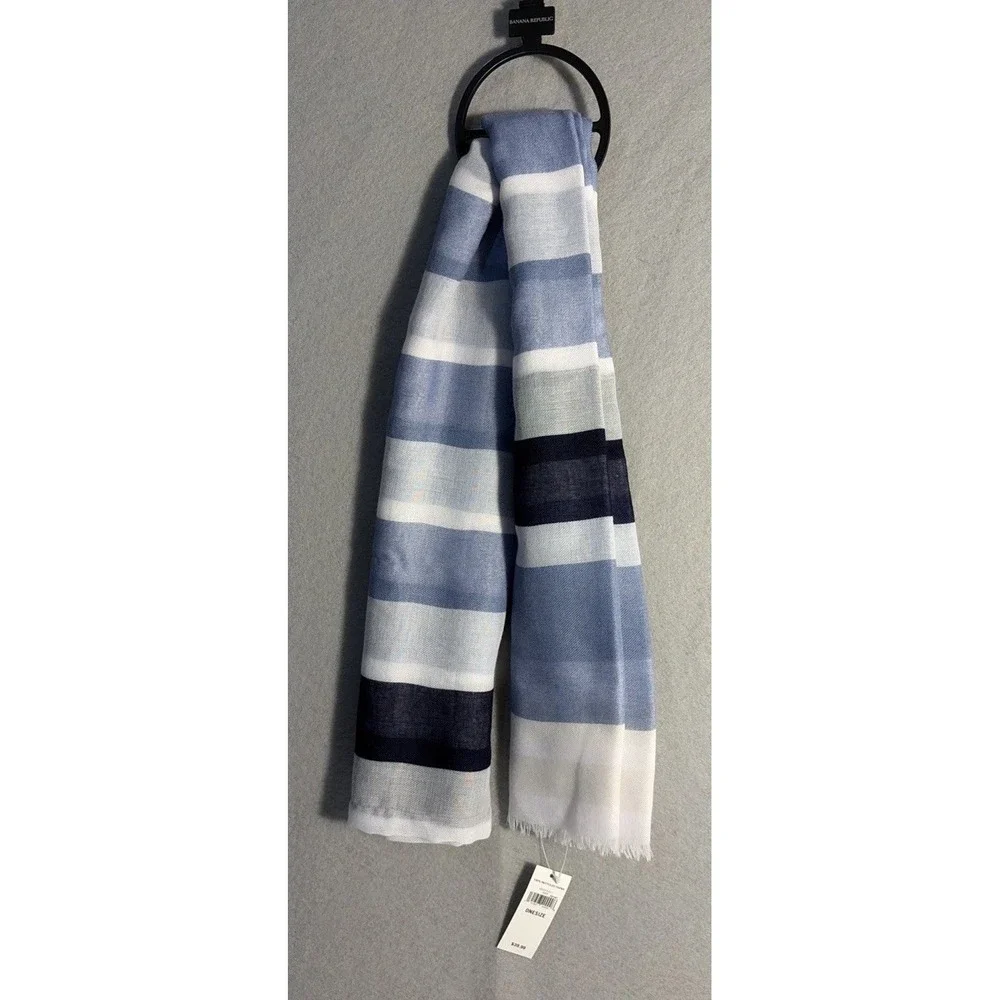 Banana Republic Women's Summer Scarf White, Blue &Gray Stripes, NWT Lightweight